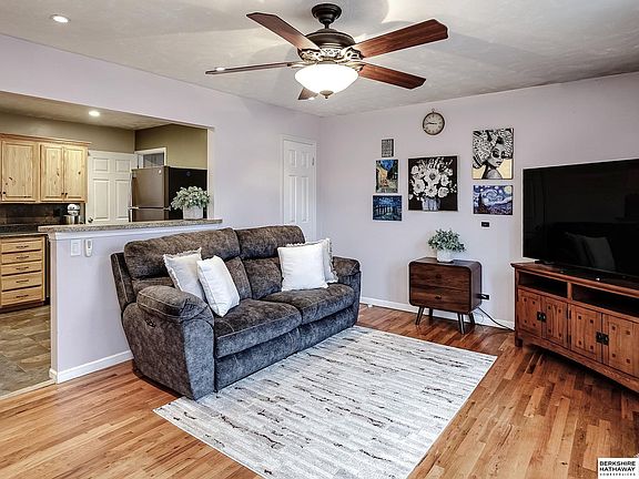 3rd image of 7217 Joseph Ave