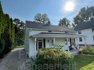 25A Maple St, Kent, CT 06757