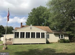 2 Steuart Ln, Edgewater, MD 21037