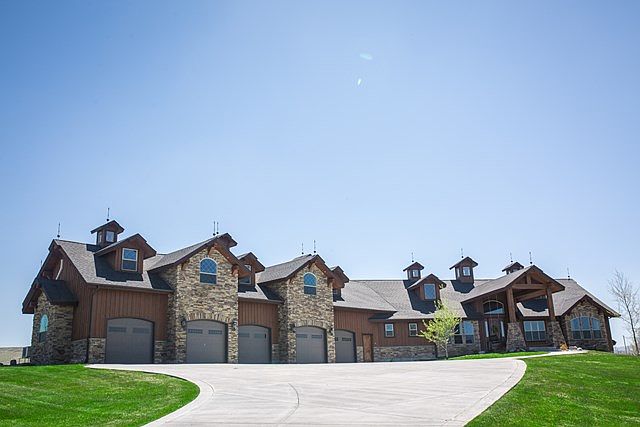 1st image of 6439 S Red Bluff Ln