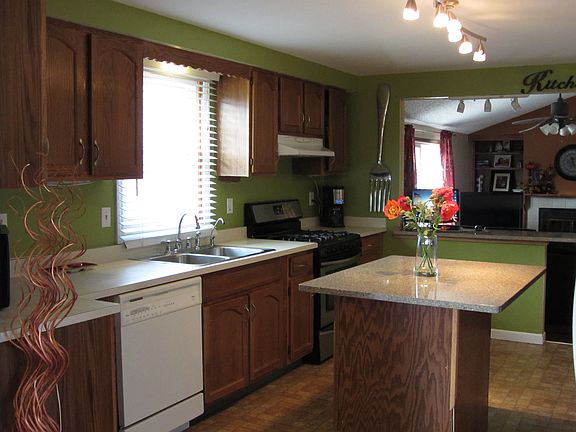 Bright Large Kitchen