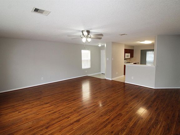 5th image of 2834 Iris Valley Way