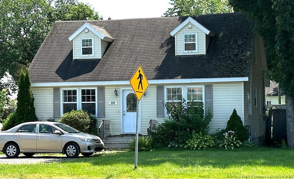 1st image of 230 Woodstock Rd
