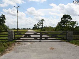 5301 SW Secretariat Dr, Palm City, FL 34990