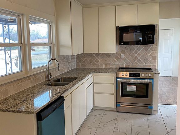 4th image of 933 S 87th East Ave