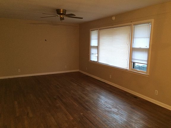2nd image of 1400 W Beechwood Ave