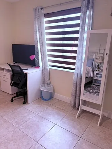 9025 Murcott Dr W — Photo 18