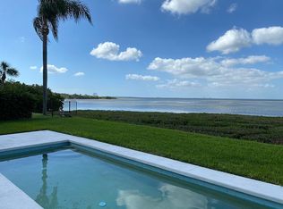 3913 Snapper Pointe Dr, Tampa, FL 33611
