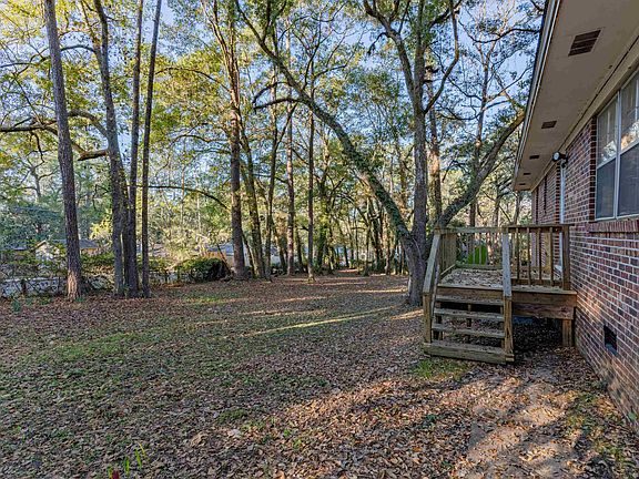 3rd image of 2400 Hideaway Ct