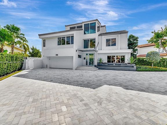 5th image of 2506 Aqua Vista Blvd