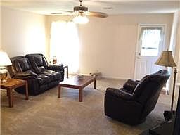 3rd image of 511 Summerfield Dr