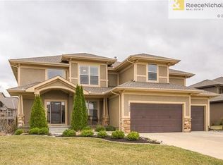 1649 NE Woodland Shores Dr, Lees Summit, MO 64086