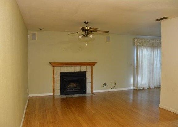 4th image of 8704 Crystal River Way
