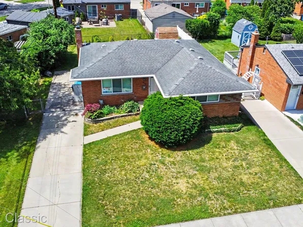 1842 Chaucer Ave, Madison Heights, MI 48071