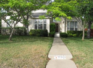11321 Cedarcliffe Dr, Austin, TX 78750
