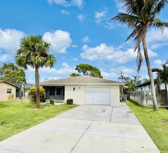 553 108th Ave N, Naples, FL, 34108