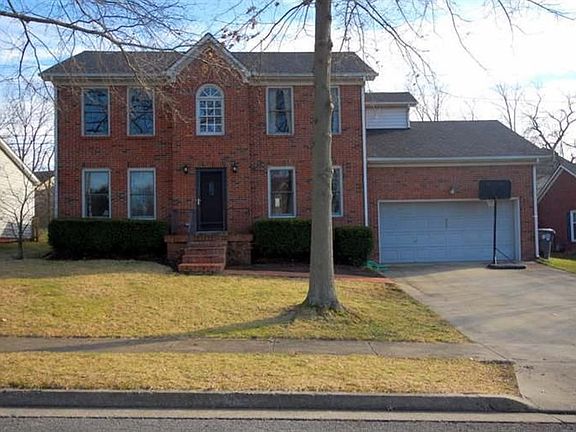 2nd image of 808 Edgewood Dr