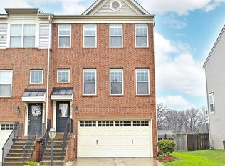 43460 Hopestone Ter, Chantilly, VA 20152
