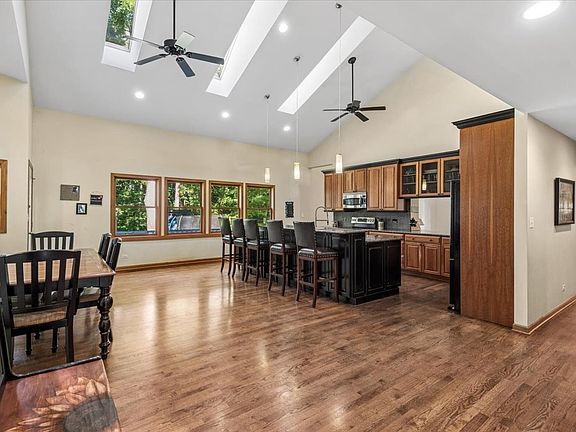 5th image of 6008 Tomlinson Dr