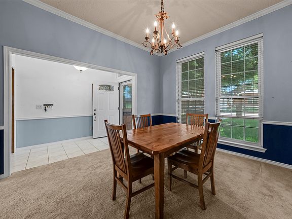 5th image of 2341 Tamarisk Ln