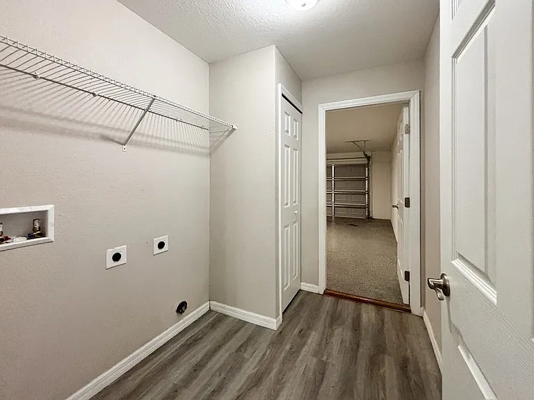 9892 SW 189th Cir — Photo 28