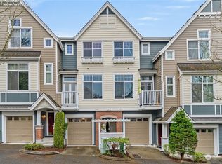 1463 Huckleberry Cir #1463, Issaquah, WA