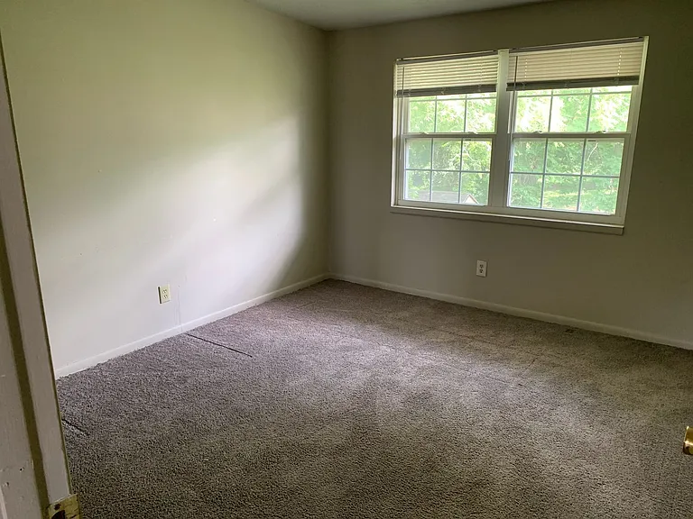 801 S Maguire St — Photo 7