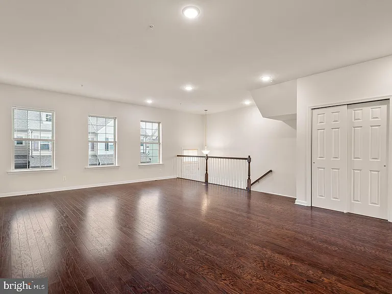 15 Eagle Ln — Photo 6