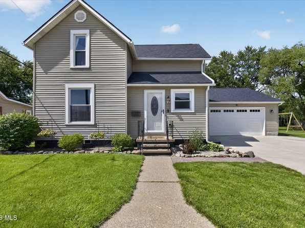 726 Park St, Napoleon, OH 43545