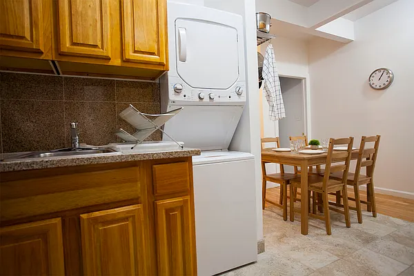 Rented by Corcoran | media 14