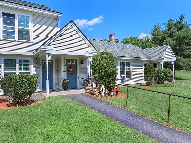 125 Meadow Ln — Photo 15