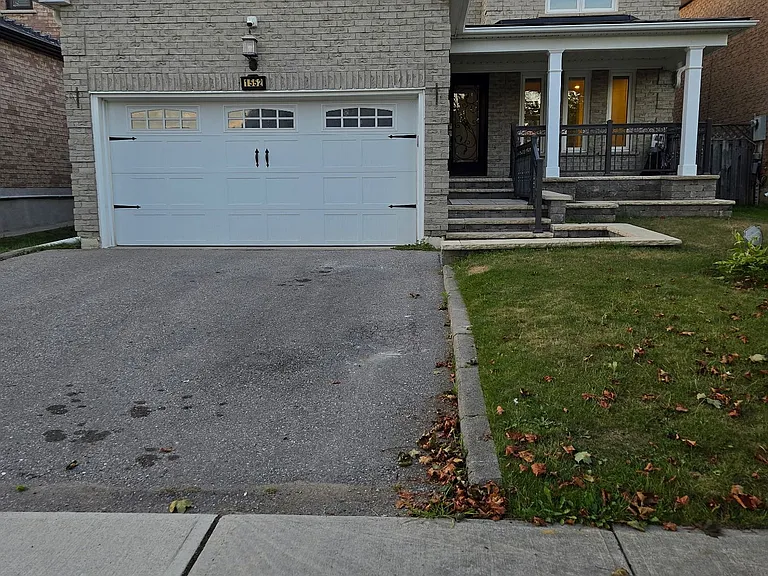 1552 Dellbrook Ave — Photo 1