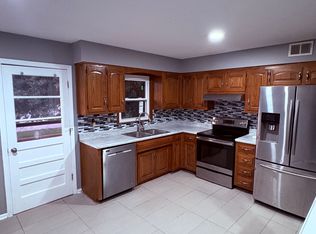 9200 E 64th Ter, Raytown, MO 64133