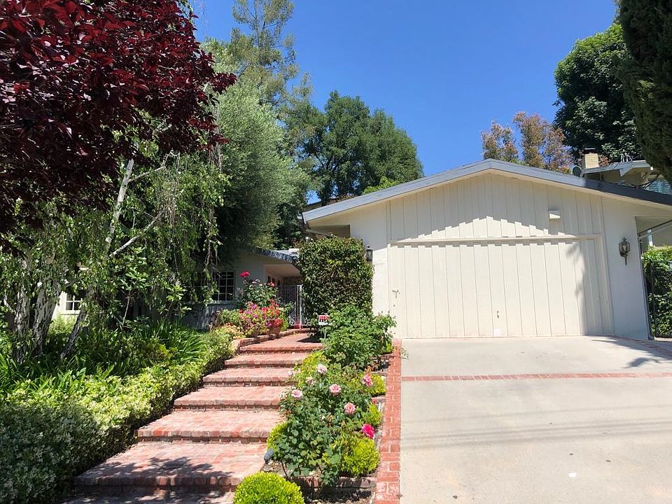 1st image of 5620 Valerie Ave