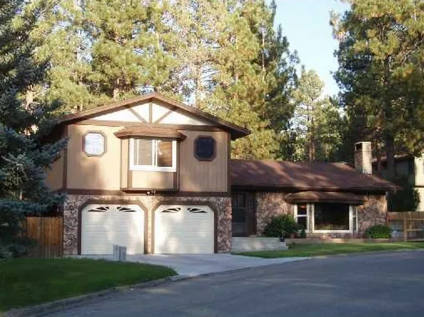 436 Eaton Ln, Big Bear City, CA 92314