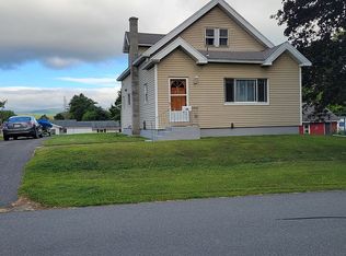 33 Calumet St, Pittsfield, MA 01201