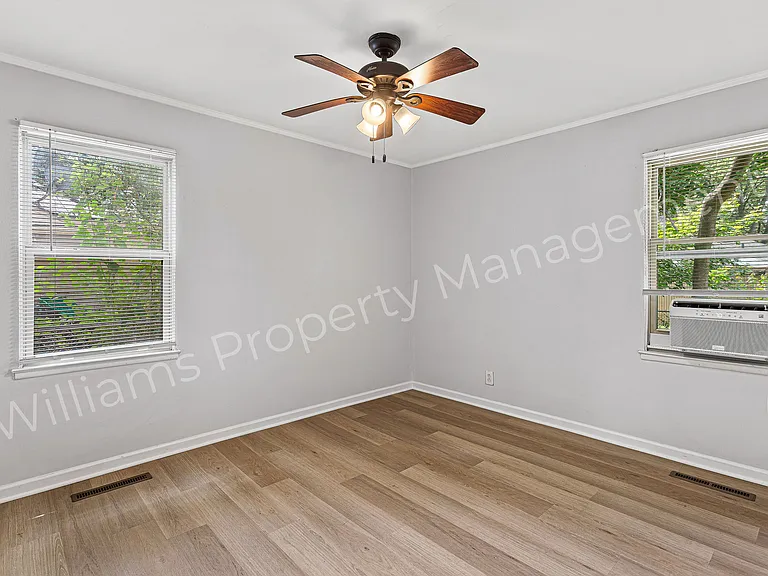 22921 Rosewood St — Photo 12