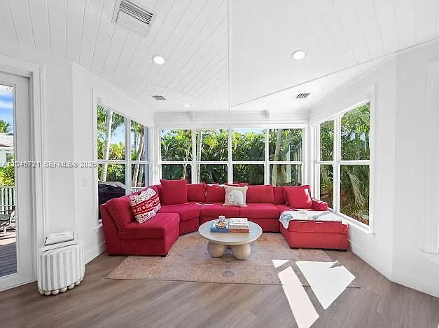 17433 SE Indian Hills Dr — Photo 10