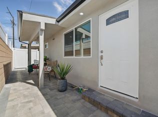 8140 Vantage Ave, North Hollywood, CA 91605