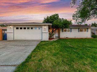 2075 Glenrose Dr, Redding, CA 96001