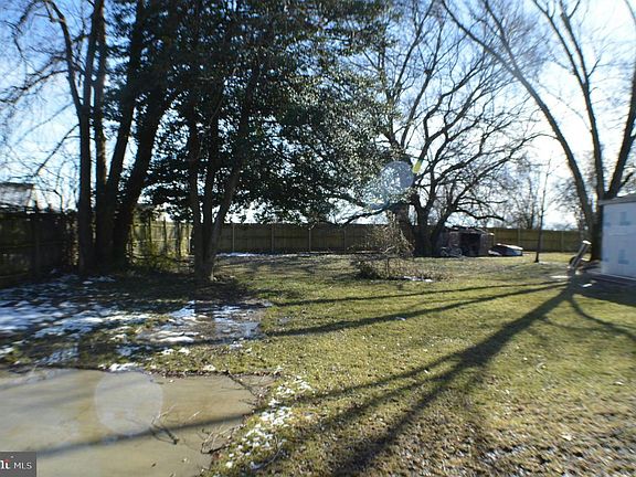 4th image of 7403 Brightside Ave