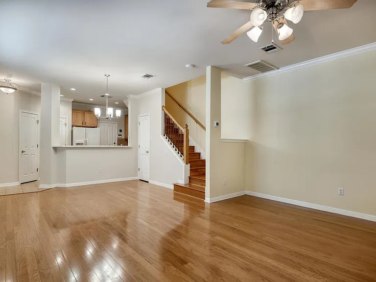 8518 Cahill Dr #26 — Photo 7