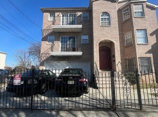 130 Hudson St, Newark, NJ 07103