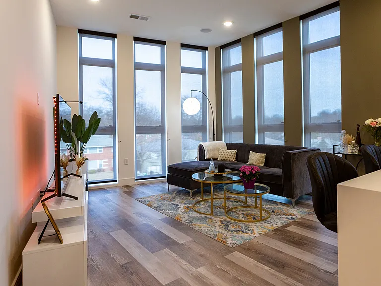 Mckenzie | Living room