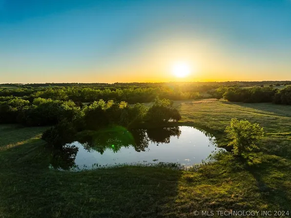 10 N 49th Rd, Cushing, OK 74023