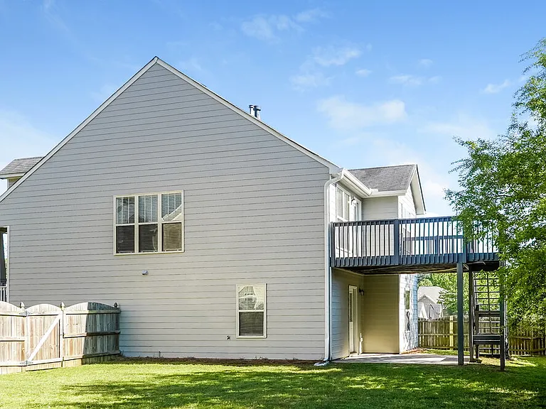 960 Styles Ct — Photo 17