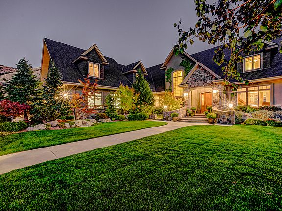 4th image of 1401 Cherry Blossom Ln