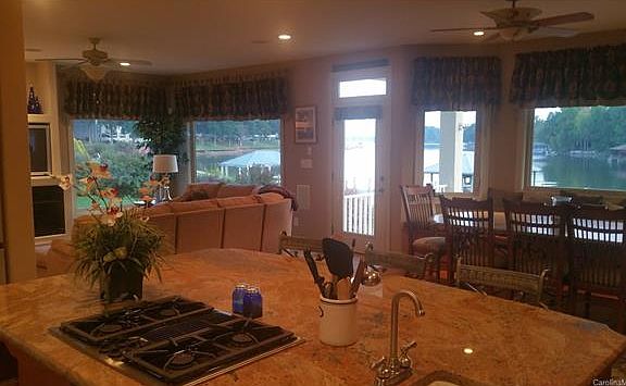 4th image of 191 E Tattersall Dr