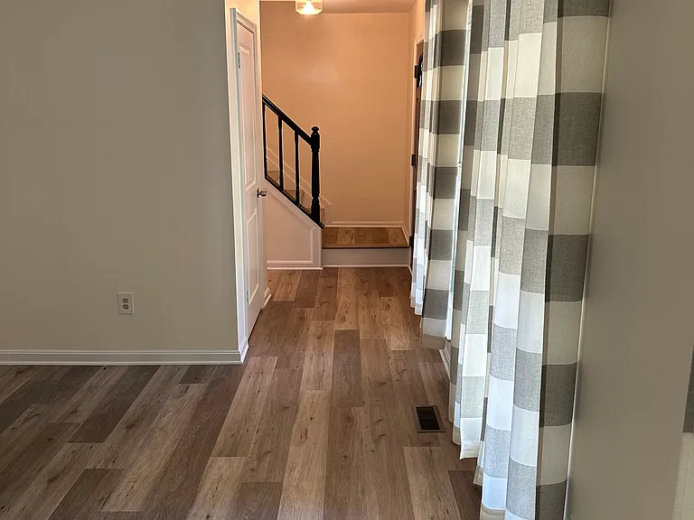 4210 Mockingbird Cir — Photo 11