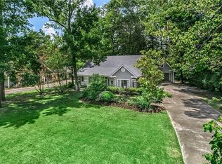 402 Evergreen Dr, Mandeville, LA 70471
